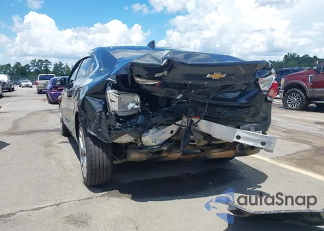 2015 Chevrolet Impala 2Lz z USA, uszkodzony, nr VIN 2G1165S38F9202485